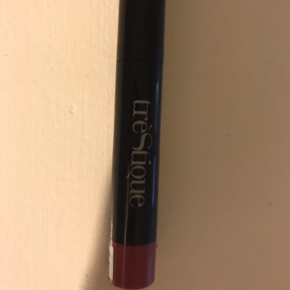 Trestique prime and color lip glaze